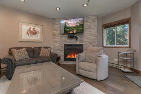 Village Chateau Northstar Condo: Downtown, Ski In/Out